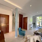 Front Bassin, Acces Privee, Piscine Vila *