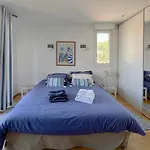 Front Bassin, Acces Privee, Piscine Vila *