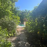 Front Bassin, Acces Privee, Piscine Vila