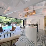 Front Bassin, Acces Privee, Piscine *