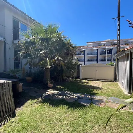 Villa La Cissia , Sur La *