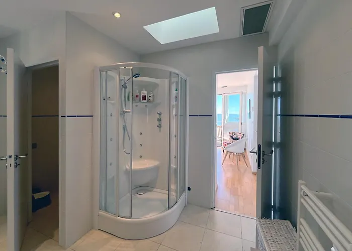 Villa Front Bassin, Acces Privee, Piscine