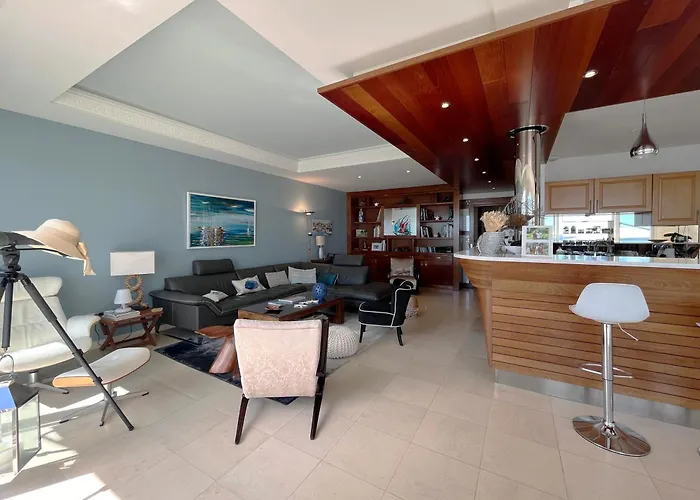 Front Bassin, Acces Privee, Piscine Villa *
