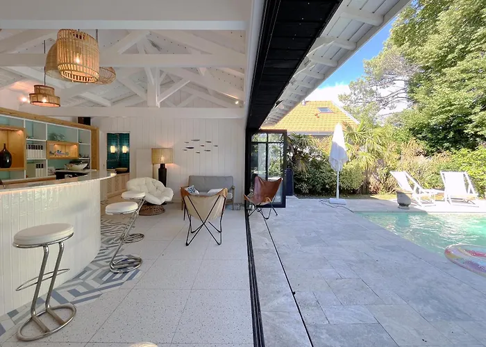 Front Bassin, Acces Privee, Piscine * Andernos-les-Bains