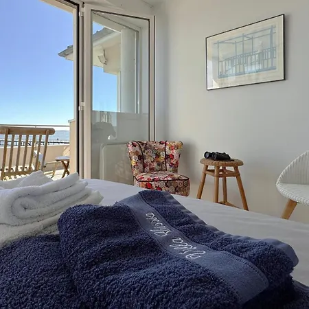 Front Bassin, Accès Privée, Piscine *