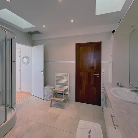 Front Bassin, Accès Privée, Piscine Villa Andernos-les-Bains