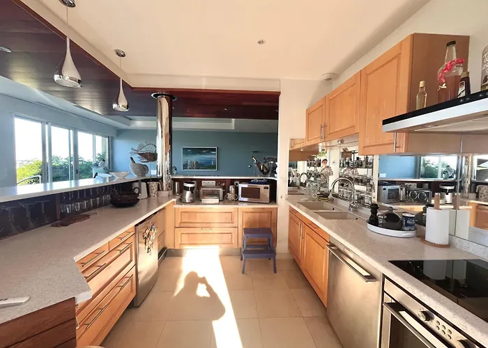 Villa La Cissia , Sur La